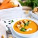Einfache Rüeblisuppe mit Croutons