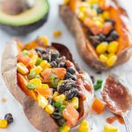 Mexikanisch gefüllte Süsskartoffeln